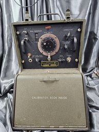 WWII US ARMY SIGNAL CORPS BC-221-AH FREQUENCY RADIO