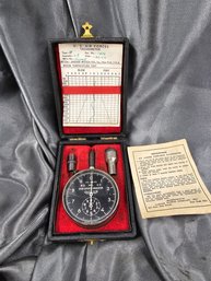 WWII US AIR FORCES TACHOMETER