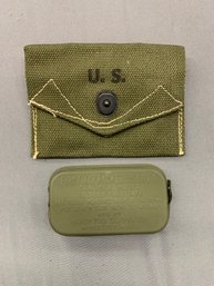 WWII U.S. M1942 BANDAGE POUCH W/ CARLISLE BANDAGE