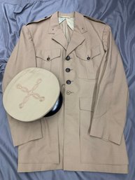 U.S. MARINE CORPS OFFICER KHAKI DRESS UNIFORM WITH VISOR CAP