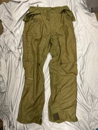 VIETNAM WAR ERA OLIVE GREEN 106 MEDIUM LONG TROUSERS