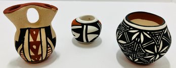 Miniature Native American Pottery--Tallest Is 2 Inches---See Signatures In Photos--Excellent Condition