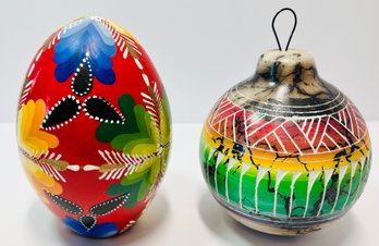 A CHRISTMAS EGG AND A CHRISTMAS ORNAMENT---ORNAMENT IS NAVAJO--SIGNED BY ARTIST ARLENE BENNETT