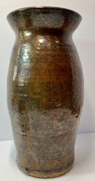 MEDIUM SIZED STUDIO POTTERY VASE---SIGNED BY ARTIST---8.5 INCHES TALL--Excellent Condition