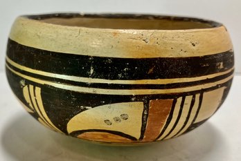 Very Old Pueblo Hopi Bowl---Small--2.5' Tall X 3.5' Wide--- Has  Very Thin Crack In Side (See 3rd Photo)