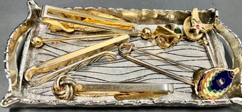 Cute Little Tray With Vintage Gold-Tone Tie PinsTie Bars---See Photos For Detail