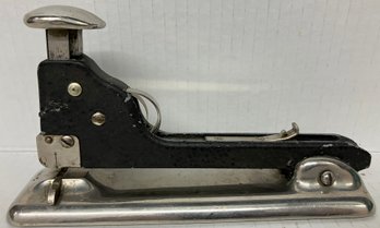 Vintage Stapler--don't Know If It Works