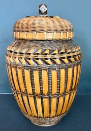 Vintage Intricately Hand-Woven Small Wicker Chinese Basket With Ceramic Insert---Made In Shanghai---6' X 3'