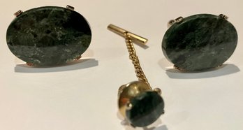 Cufflinks And Tie Pin From Rockwell Museum--UNUSED And Still In Box---Dark Green Granite--1 Inch Wide