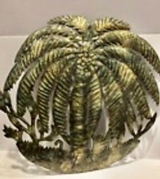 Large Metal Palm Tree Design Wall Hanging Art Piece--24' Diameter--Very Detailed With A Tropical Feel