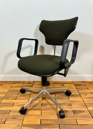 Danish Swivel Chair - Rabami A/S