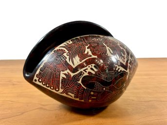 Mario Salazar Etched Pottery Vessel - Nicaragua