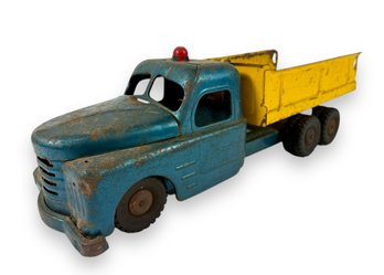 1940s Structo Metal Red & Yellow Pickup Truck