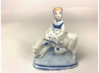 Late 1800s Porcelain Sculpture