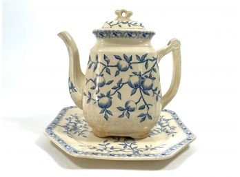 J.F. Wileman - Staffordship Pottery - Teapot & Plate