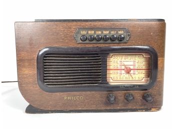 1930s Philco Radio