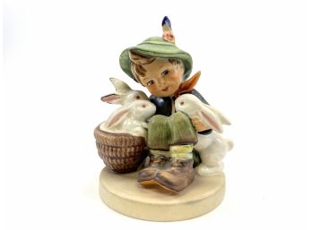 Goebel Porcelain Hummel Figurine 'playmates' #58