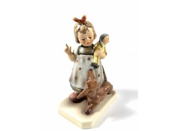 Goebel Exclusive Porcelain Hummel 'Behave!' #339 - Dachshund, Girl & Doll