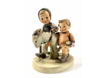 Goebel Porcelain Hummel Figurine 'Homeward Bound' #334