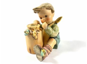 Exclusive 15 Year Membership Goebel Porcelain Hummel Figurine 'Honey Lover' #312/I