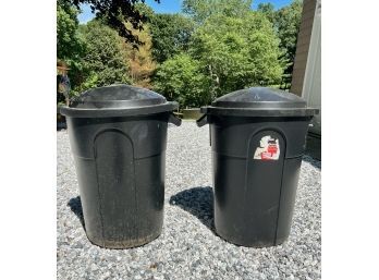 (2) 32 Gallon Trash/landscaping Bins