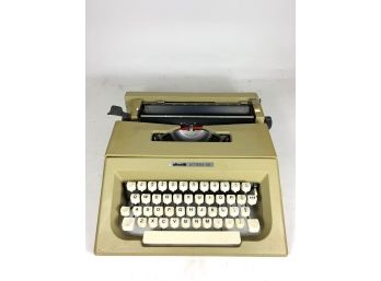 1977 Olivetti Lettera 25 Typewriter With Travel Bag