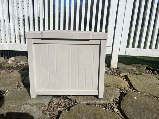 Suncast Outdoor Storage Box (2 Of 2)