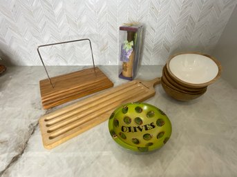 Wooden Decor & Kitchen Estentials