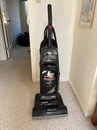 Hoover Upright Vacuum Deluxe With Wind Tunnel Technology