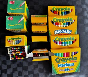 Crayola Crayons & Markers Grouping (total 11 Pieces)