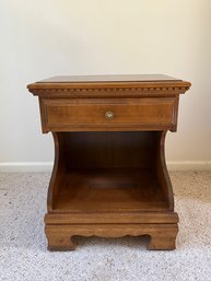 Vintage Night Stand With Top Drawer 20.5 X 16 X 24.5
