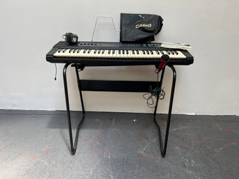 Casio Keyboard With Stand, Microphone And Power Cord