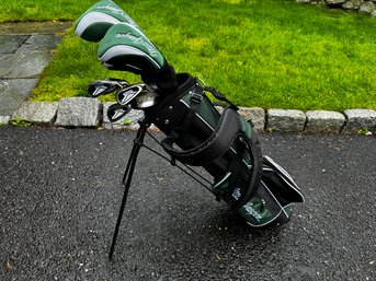 MacGregor Junior Golf Clubs & Bag