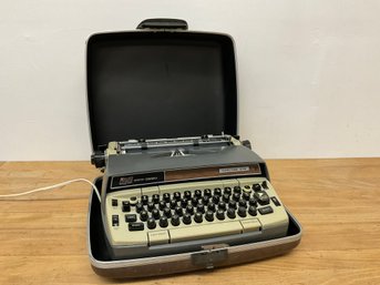 Smith Corona Electra 210 Typewriter