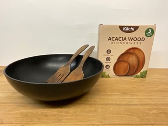 Salad Bowl And Acadia Wood Plates