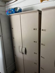 Rubbermaid Storage Cabinet 2 Of 2}