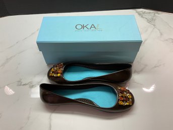 Oka Womens Shoes Add Some Glam To Inclement Weather Size 9