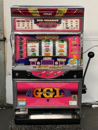 One Arm Bandit Slot Machine - Lights Up But Needs Key & Lock To Operate