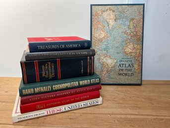 Vintage Books - World Atlas - Dictionary - Treasure Of America