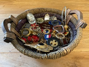 Pins & Brooches