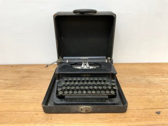 Antique Black Corona Typewriter - Standard With Case