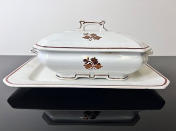 Royal Ironstone Tea Leaf Lustre Covered Casserole Dish With Underplate