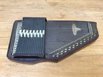 Vintage Sekova Chromaharp - 15 Chord