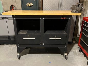 Torin Rolling Workbench With Locking Drawers And Vice