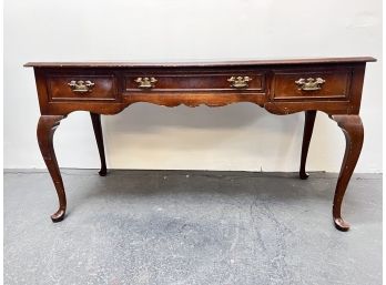 Queen Anne Style Expandable Desk