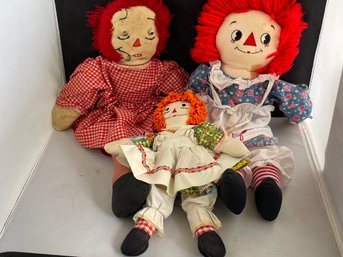 3 Raggedy Ann Dolls