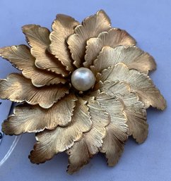 HG Gold Fill Flower Brooch / Pin