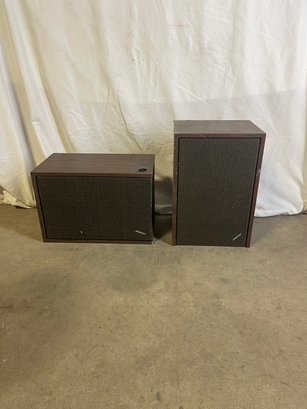 Bose Bookshelf Speakers 300 Series