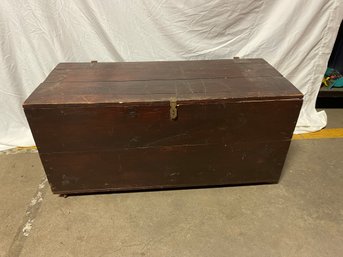 Wood Trunk With Rolling Wheels