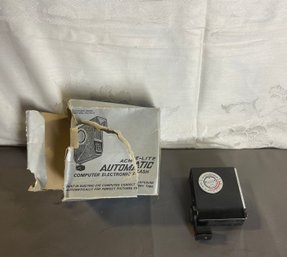 Vintage Acme-Lite Automatic Flash